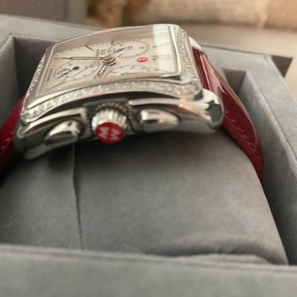 Pink has always been so beautiful ladies watch? main image 5